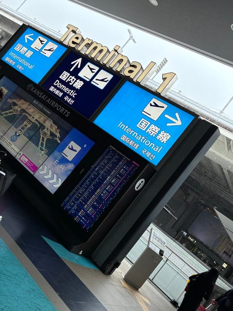 地元の友達が大阪来てくれてるんやけど迷子😂
みんな方向音痴過ぎて一向に合流できません笑笑