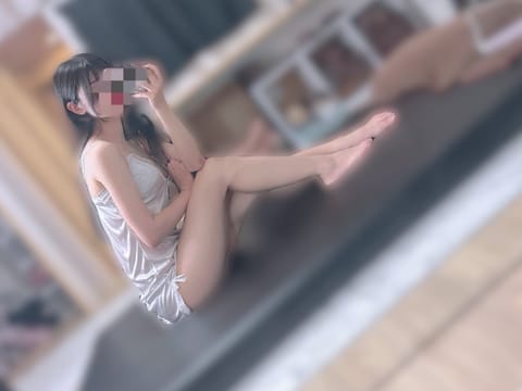 ︎︎❤︎@MimiSpa19920204 ︎︎❤︎
出勤してます💖
いまからご案内可能です❕まだ暑いですがお誘いお待ちし