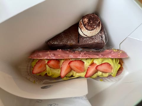 昨日、お客様に教えていただいたルートで朝すこし観光に行ってきました、せっかくなので携帯ももたずにゆったりしてきて、すごく