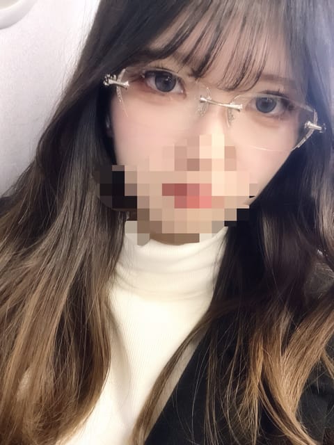 本日もありがとうございました！
台風の中来てくれるの嬉しい🥺🥺
明日もよろしくお願いします🙇‍♀️