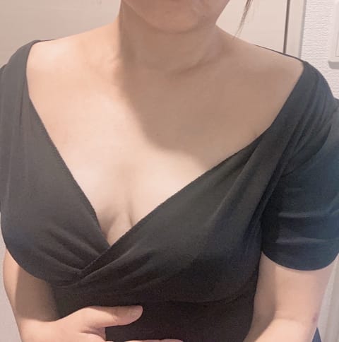 おはようございます、村上です

今日はまたまた寒くなりましたね💦

祝日だし、お時間がある方は温まりに来てください！

