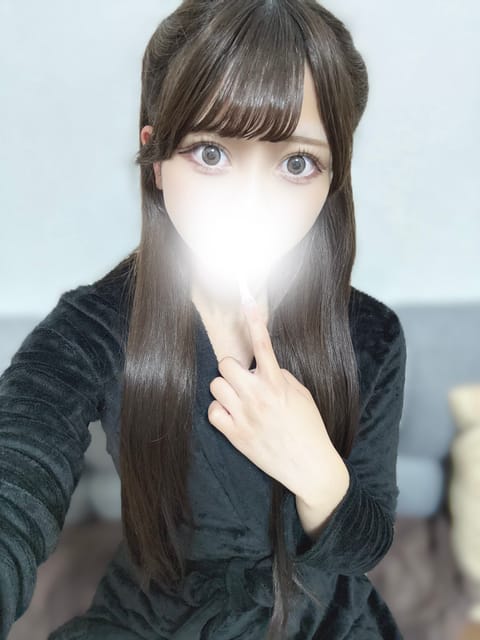 ららちゃん出勤してます🖤

この時間までお時間くださったお兄さま、ありがとうございました😭🙏🏻💕
後半戦もたくさんのお誘