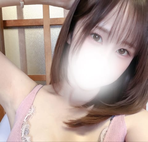やっぱり自然光がないと盛れないよ、、

可愛く写真撮れるセラピストさん達羨ましい♡