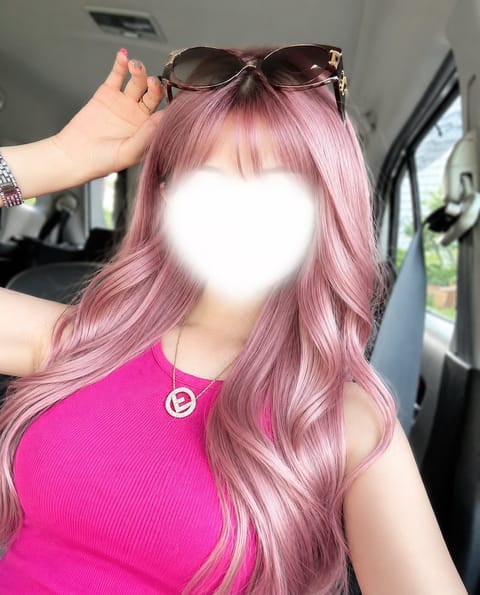 今週は火木金います𛰙᭜𖫴𖫰𖫱𖫳𖫲𖫲𖫳𖫴𖫰𖫱꛰ ᭜𖫴𖫰𖫱𖫳𖫲𖫲𖫳𖫴𖫰𖫱꛰！
期間限定ぴんくヘア見に来て💞

金曜日追加にな