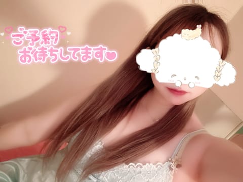 ここです！
本日15時からラストまでいます🎀
よかったら癒されに来てください🐶💕

お待ちしてます🎀