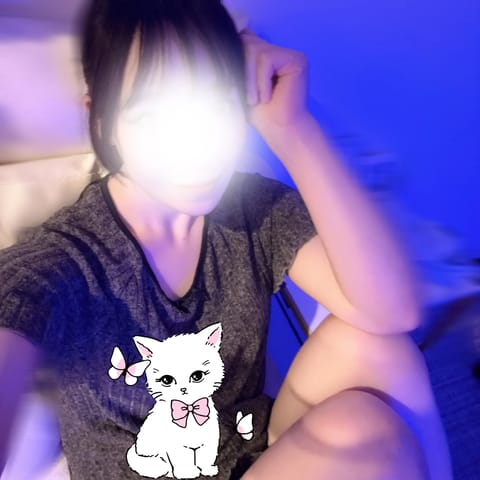 本日もありがとうございました꒰ ྀི ∩⸝⸝∩ ꒱♥︎
明日も、12:00~19:00出勤します🫶🏻

たくさんのご連絡