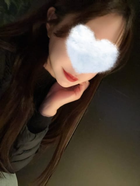 ひみこ退勤しました🌟
優しい方ばかりで楽しい時間過ごせて感謝☺️🙏❤️

本日17日22:30〜います🥹🫶
#新宿