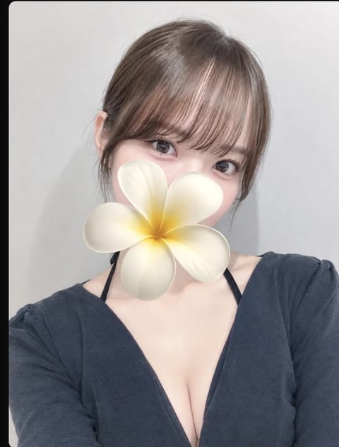 季節の変わり目でなんかスッキリしない感じ☁️

マッサージで解消しませんか？

今日は17時まで神田ルームにいま