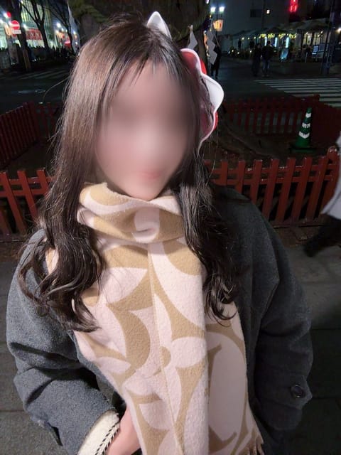 こんばんわ〜まこです⸜❄️⸝
14（土）22:30-4:00
成増roomで出勤です🫧🫧🫧🫧

スタートからご予約のお兄