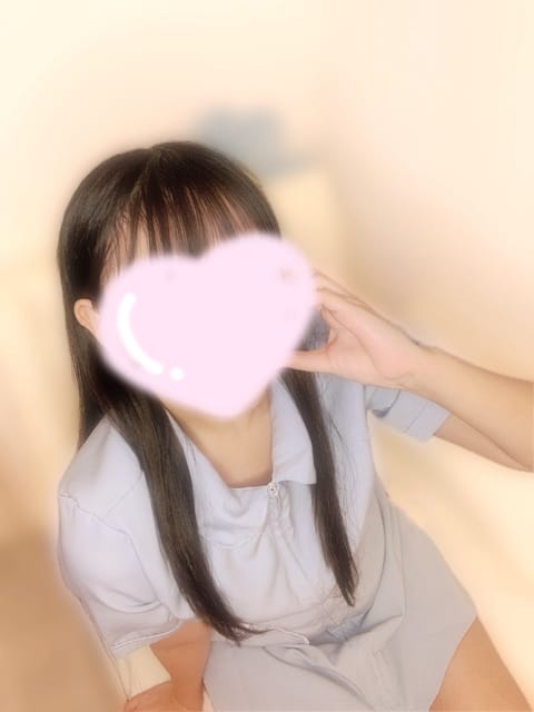 おはようございます🌊
昼間から外出してたけど夜こんなに寒かったっけ😳って思うくらい寒くてびっくりした日になりました😂こん