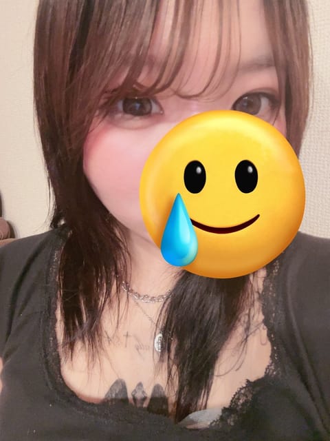 皆さんこんばんわ！
今日ご予約いただいてたお兄様達本当にごめんなさい、体調を崩してしまって急遽お休みいただきました😢
楽