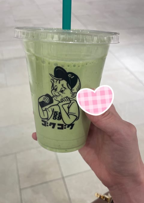 急に暑いね笑
バナナケールスムージー買いました♡
思ったより🥤

水曜日事前予約ありがとうございます☺️🙏
今週土日もよ
