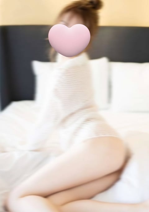 本日13:00~1枠のみです👍🏻💞
お早めにチェックしてみて下さい🪄➰