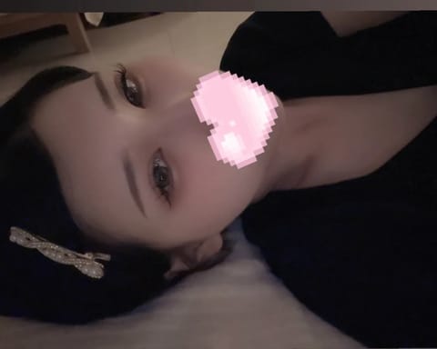 レイと添い寝してくれる人~？🙋‍♂️？