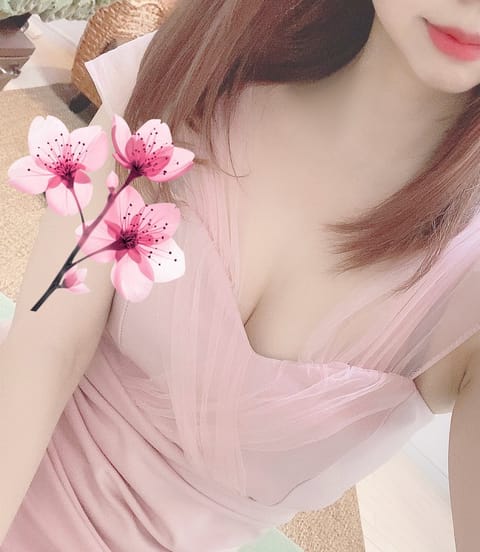 こんにちは🌞いつもありがとうございます(*'ω'*)
今日は大塚北roomに19時〜23時にいます🎶夜にいるのは初です‼