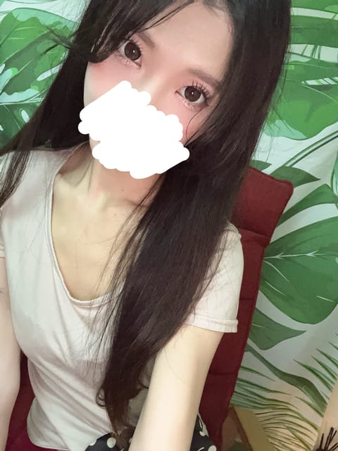 おはようございます✨
ルームに向かってる途中に、ゲリラ豪雨に遭い、視界真っ白になりましたがなんとか到着しました😭💦

💜