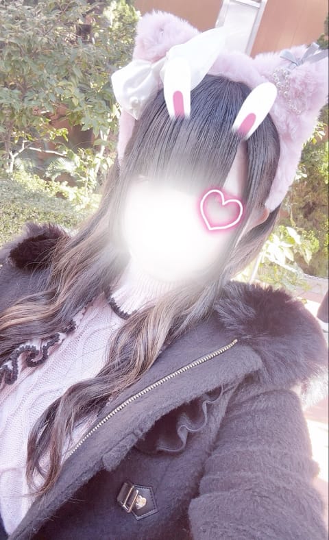 本日4時までいてます✊🏻➰❕
会いに来てくれると嬉しいなっ ᴗ^♡