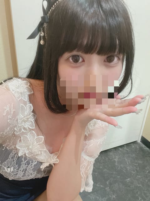 本日高槻ルームに20時まで出勤してます❕既に出勤からご予約たくさんありがとうございます😭！💕