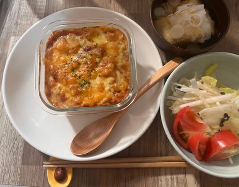 妹が、あ！私！と思ってアボカドの箸置きを出先でお土産に買ってきてくれました🥑
箸置きはきゅうりじゃなくてよかった…笑
今
