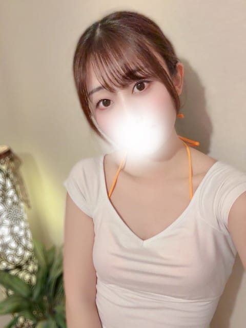 本日からデビューしました☺️💕
森川かのんです、
よろしくお願いします🤲

本日ご予約🈵了です❣️