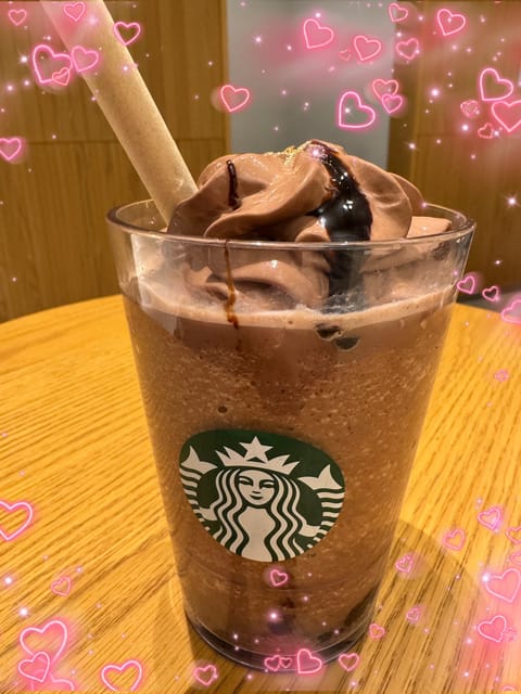 この間いただいたギフトカードで新作のフラペチーノ飲みました💓
チョコレート好きな人は絶対飲んでね🥰🍫美味しすぎました🥲
