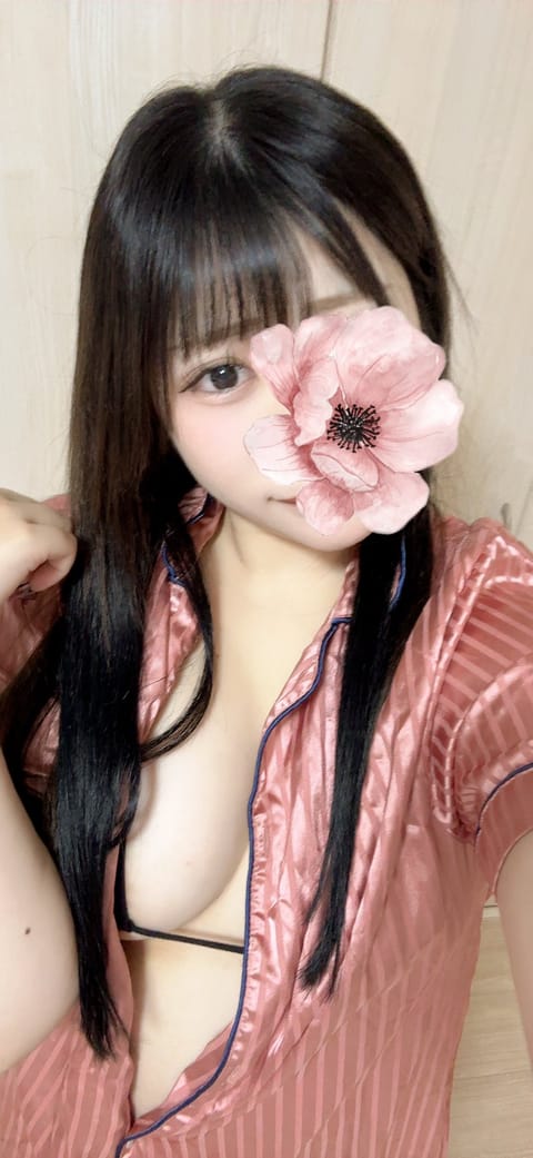 今日もありがとうございました❣ずっと気になってたお兄さんがあいに来てくれて嬉しかったです☺💕ありがとうございました❣

