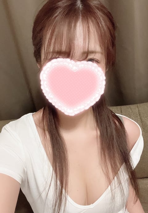 こんばんは、れいなです🪽

本日26時まで出勤しています🎶
会いにきてくれたら嬉しいです₍ᐢ‥ᐢ₎ ♡

ご予約お待ちし