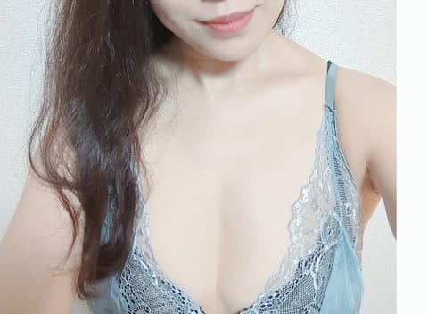 こんばんは💓
佐々木あやかです!
今日も暑かったですねー
はじめまして様も本指名様も会えて本当に嬉しかったです💓🈵ありが