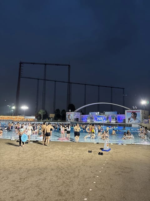 こんばんは🌇
今日から9月ですね🌕
今日はよみうりランドのプールに行ってきました🏊‍♀️入ってすぐに波のプールに入ったの