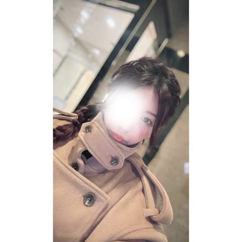 こんにちは〜れいかですﾐ・◦・ﾐ🎀

たまにはプライベートをちょこっと🍫🤏︎💕︎︎

この間、私の好きなブランドとハロー