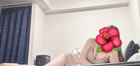 こんにちは🤗
今日は21時まで出勤してます！
今週からお仕事始まった方も多いかと思いますが、、
夕方まで空いてるお兄様方