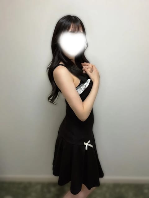 本日19:30〜出勤いたします！

ご予約🈵ありがとうございます☺️

お気をつけてお越しください🫶🏻