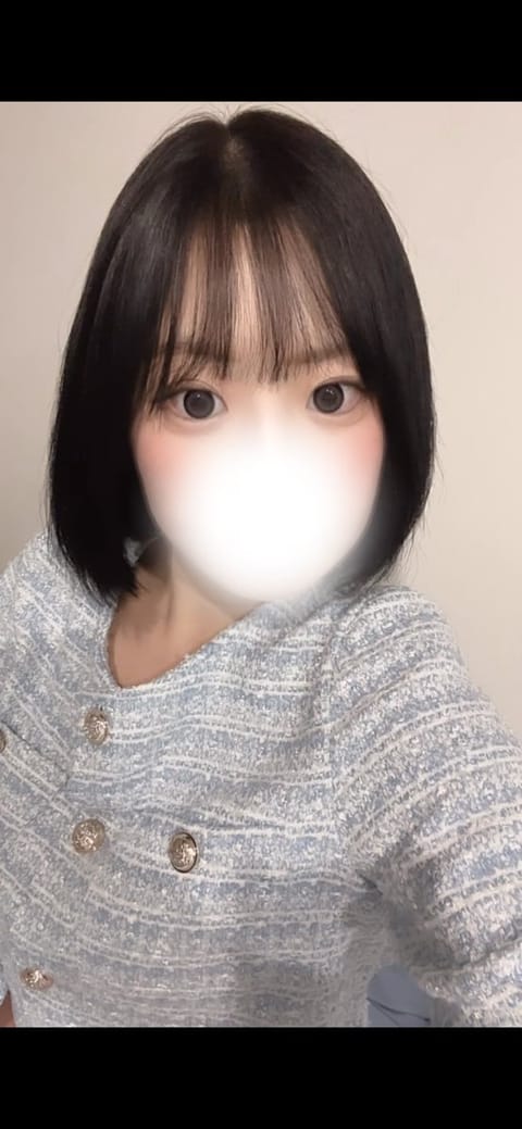 おはよう~🎀

今日も10時~20時30まで吉祥寺ルームにお邪魔してますっ😽💖

そして実は髪の毛ばっさり切ってロングか