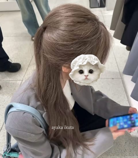 最近はハーフアップにハマってる。🐻‍❄️

本日19:00〜お待ちしてます☪️