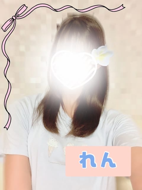 岩崎れんです🐈‍⬛🎀
凍結してしまい復活するまで時間かかってしまいました💦
またフォローして下さると嬉しいです♡