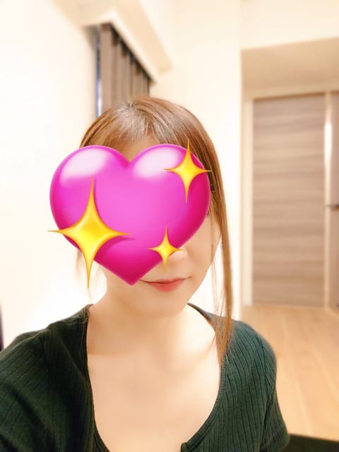 久しぶりの出勤＆投稿です😅
お休み頂いた一週間の間に小樽と名古屋に行ってきました💨
どっちも日帰りw🤣

今日は雨なのに