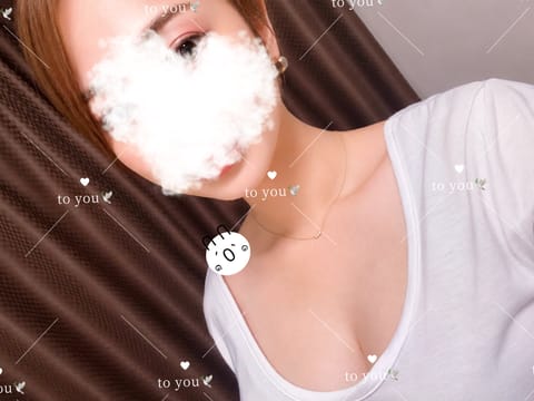 ( ˶˙ᵕ˙˶ )☀️ｵﾊﾖ!

昨日は夜な夜なキュンドラマで号泣🥹
本日の目元は感情移入の代償です😌笑

本日出勤です