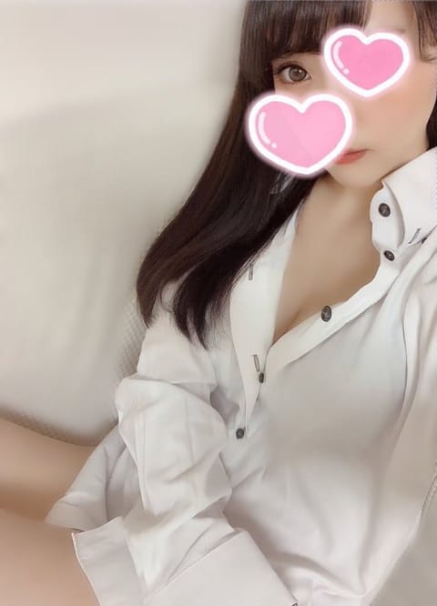 今日も1日お疲れさまでした🌟
あやかは本日19:00〜神楽坂ルーム出勤です☺️
お伝えしたい事もあるのでご都合合う方、会