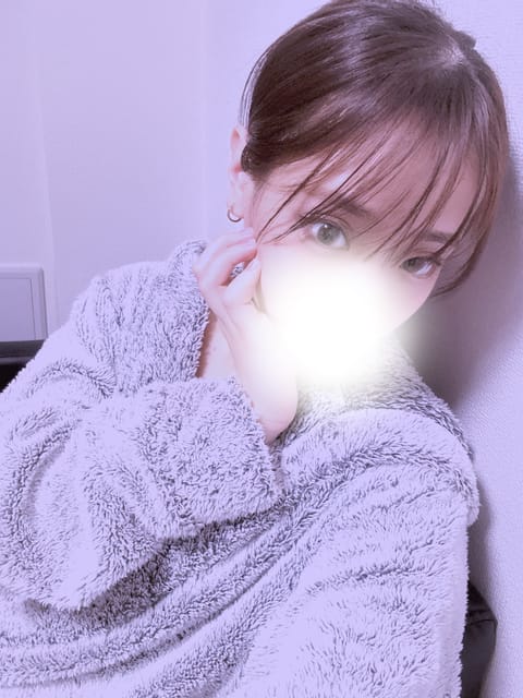 お久しぶりです❣️

明日11日、11時からラストでいます🙆‍♀️💓
お待ちしてます🌟

thesilhouette.n