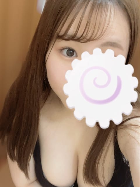 こんにちは！

本日！18時から所沢ルームです♡

10月初出勤なのでぜひ会いに来てください〜！

精一杯頑張ります！お