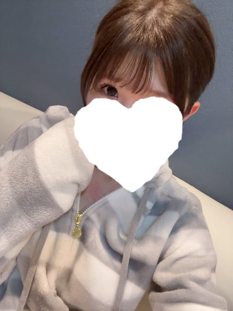 出勤してます♡♡

待ってるね(❁´ω`❁)
