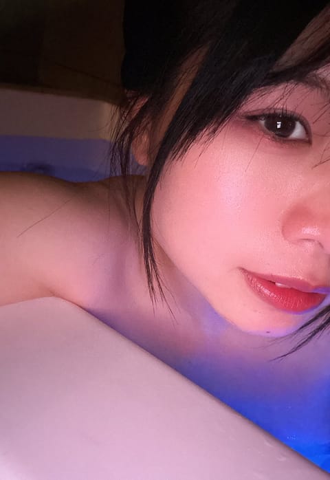 昨日は女の子とラブホデートしたの！🎀
写真載せたいけど、隠し方次第で男の人といったみたいになるから、気になる人は見に来て
