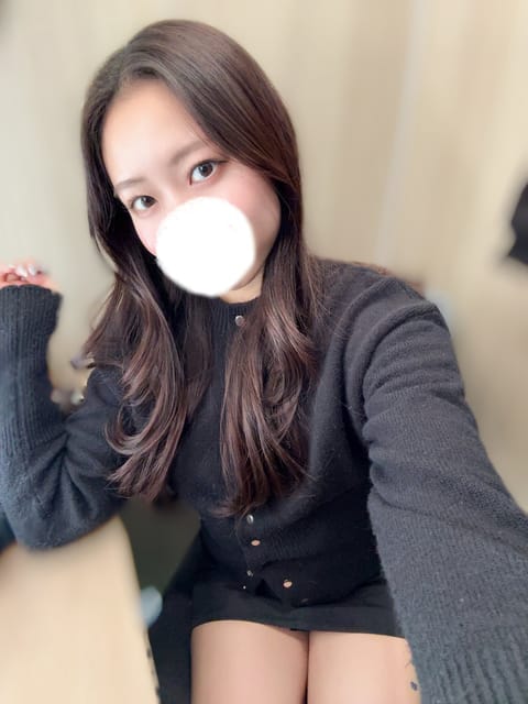 こんにちは☁️
14:00〜21:00いてます🎀

14:00〜120分🈳
16:30〜120分🈳
19:00〜120分