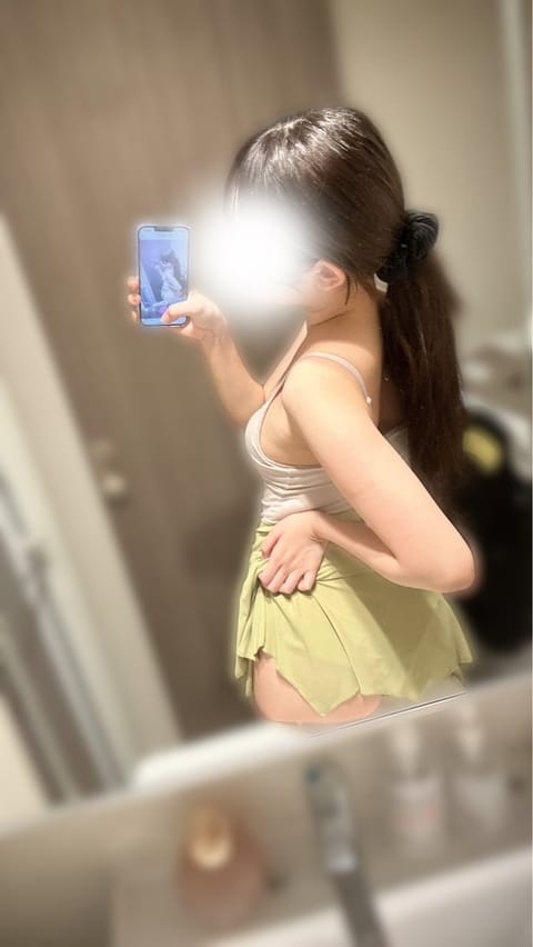 最近少し暖かくなってきたね🔆

みいと沢山密着しよ~🐥

ご予約お待ちしております