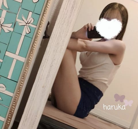 お疲れ様です( ´﹀` )ﾉｼ　
次回出勤日
♡26日㈭11:00-14:00
♡27日㈮11:00-13:30
どちら