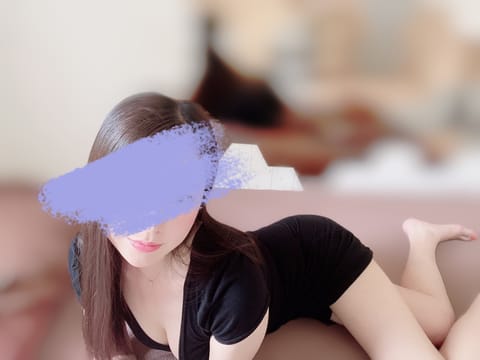 こんにちは(*¨̮*)💓
昨日もお客様方ありがとうございました☺️✨
何時になっても初めましての方は緊張するし、
不安な