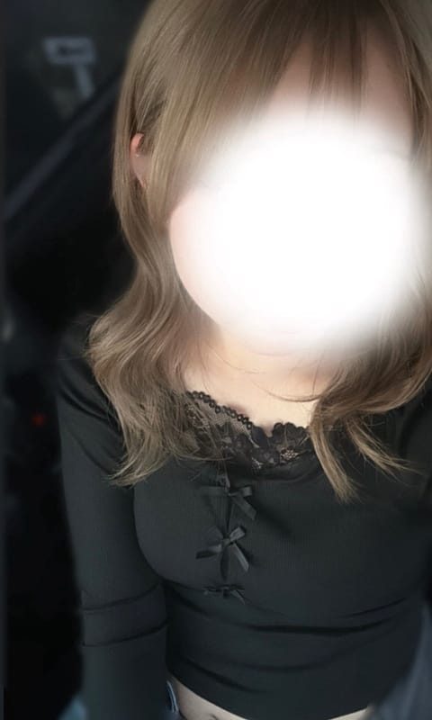 おはようございます~🥱

昨日は、たっくさん褒めてもらえてすごく幸せだった😖💕

自己肯定感上げてくれる男性って貴重なん