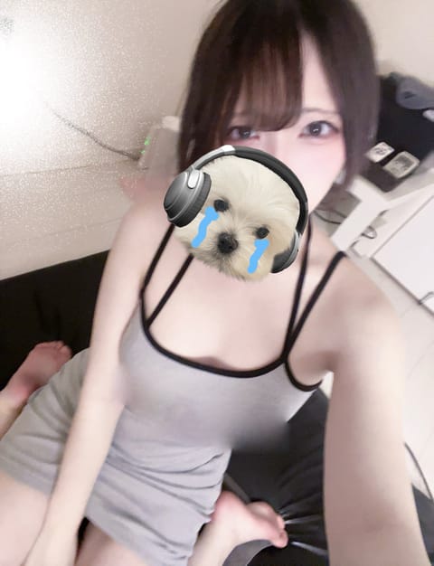 なにしてるのー？⊃    ;💧