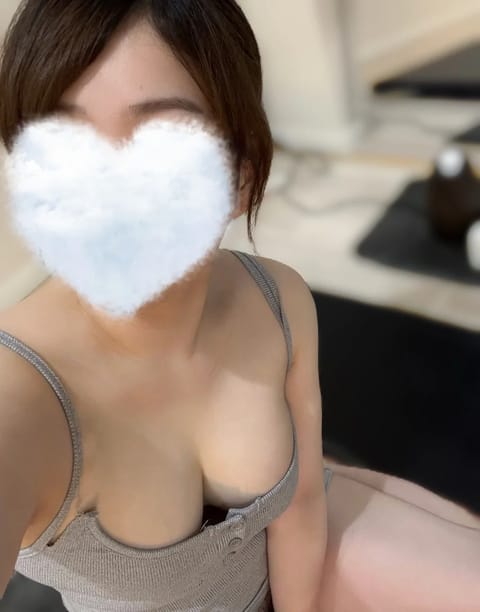 3時まで出勤中です♪💘
この後空いてます🈳
久しぶりの出勤、たくさん癒しちゃいます🫶✨待ってます✨