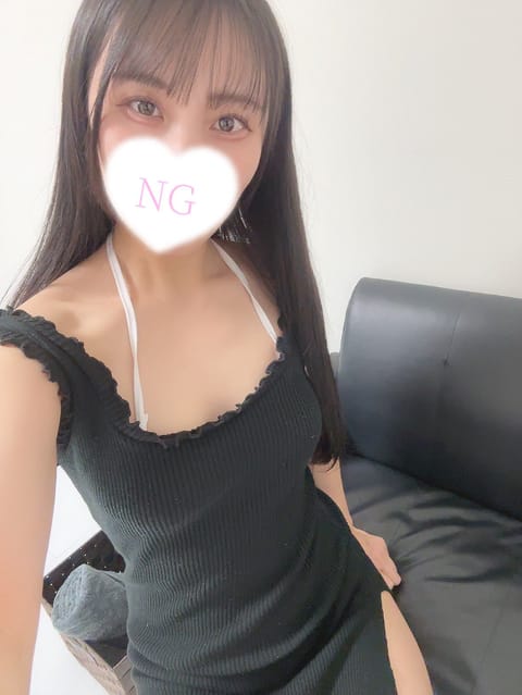 今月の出勤です💞

5/22～5/24の3日間出勤します🌟
本指名様、新規様からのご予約お待ちしてます💜

ちさとの濃厚